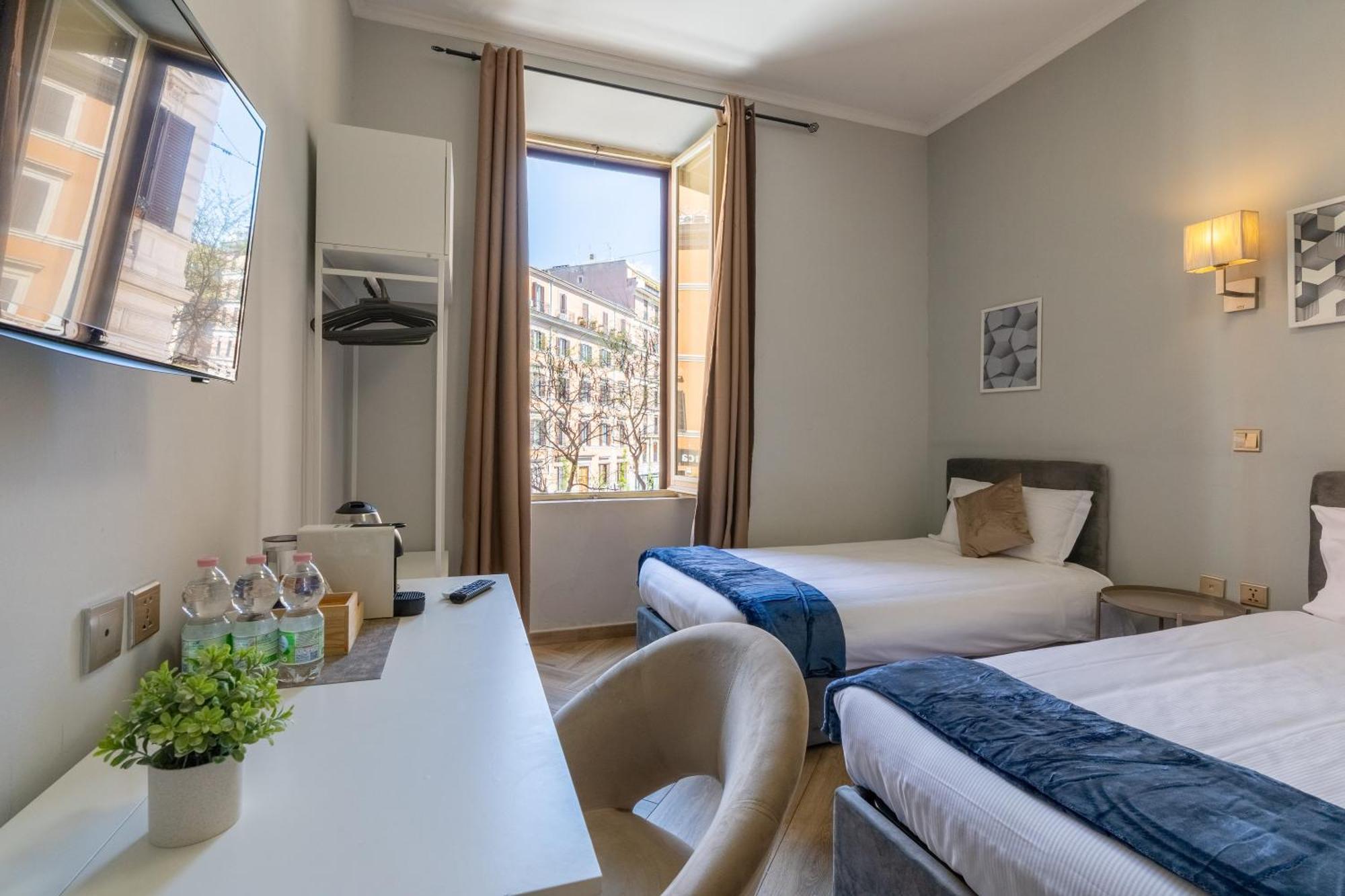 Gasthof Portafortuna - Close To Colosseum 2*